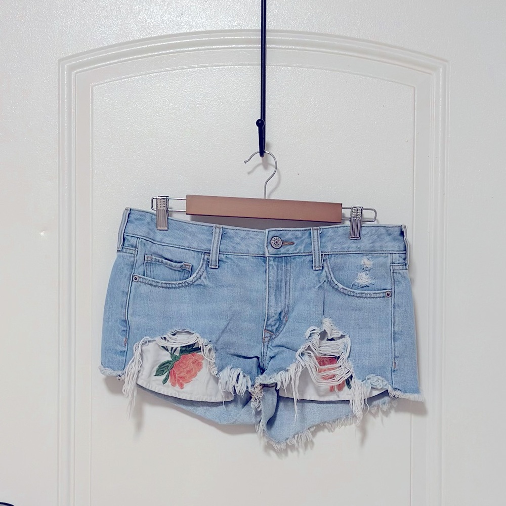 Express Distressed Light Wash Jean Shorts